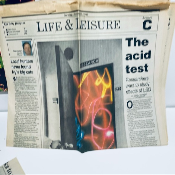 Grateful Dead vintage book & Memorabilia - Picture 7 of 8